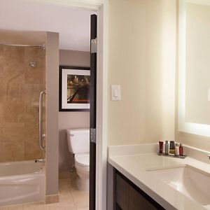 PURE One Bedroom Two Double Beds Sofa bed Allergy Friendly